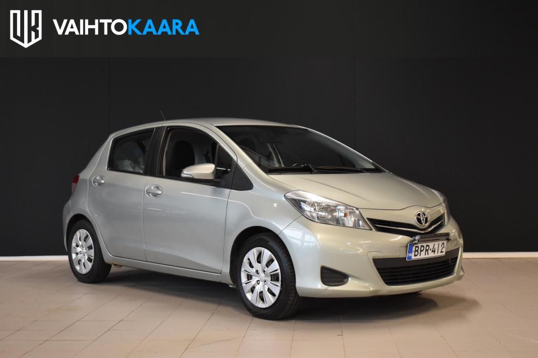 TOYOTA Yaris 2012
