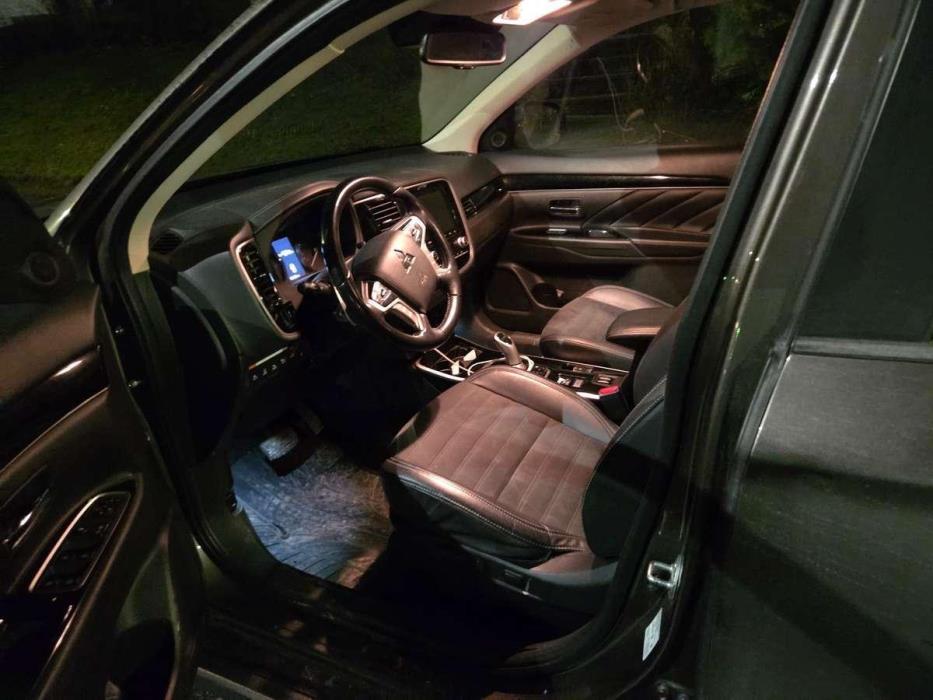 MITSUBISHI Outlander PHEV 2021