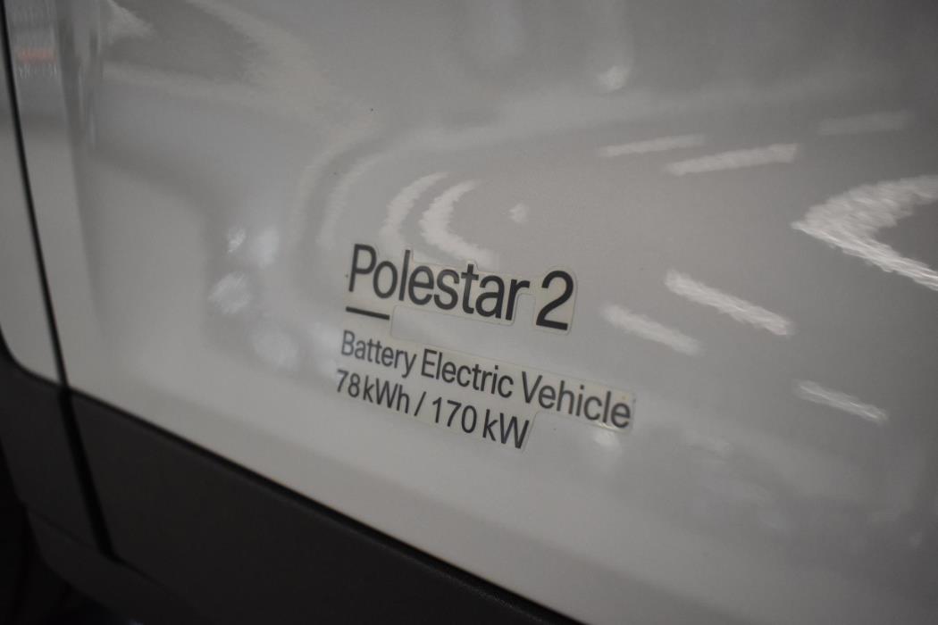 POLESTAR 2 2023