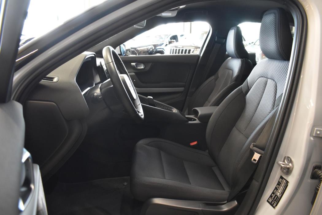 POLESTAR 2 2023