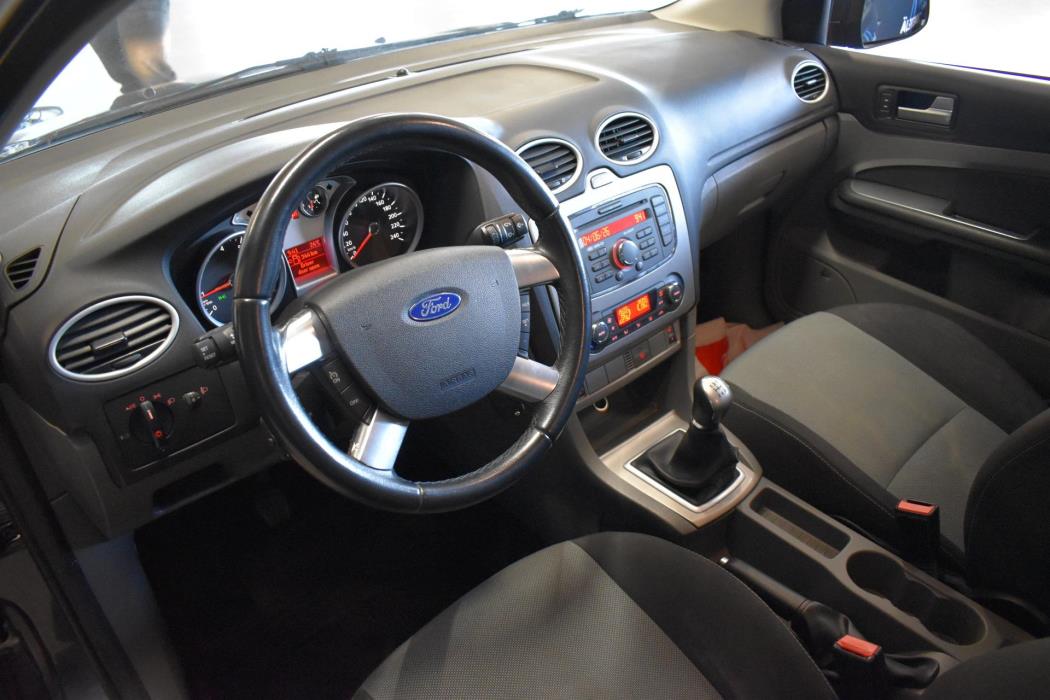 FORD Focus 2010