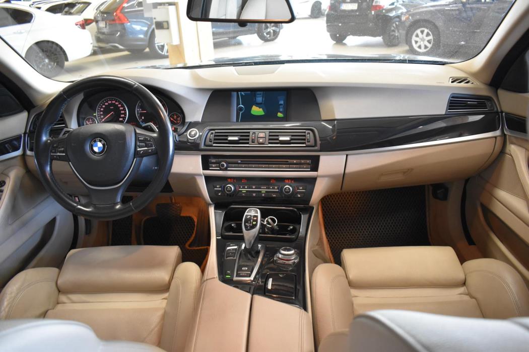 BMW 520 2011