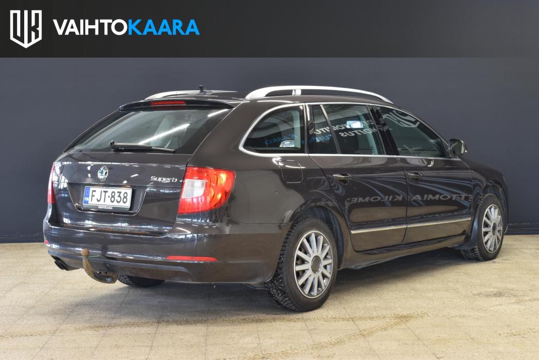 SKODA Superb 2010