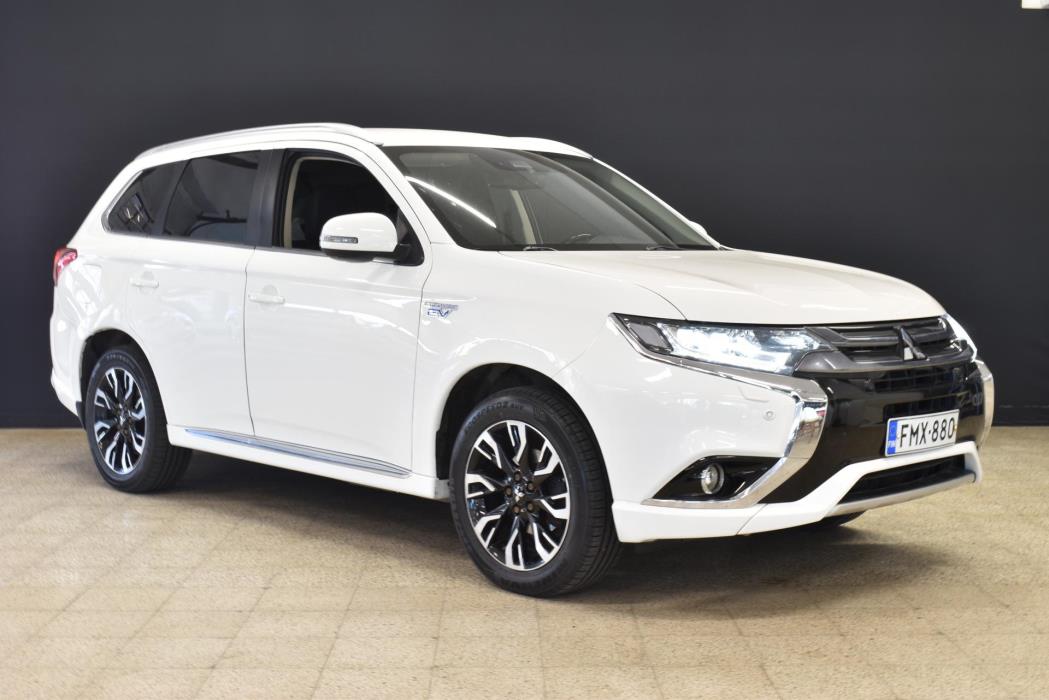 MITSUBISHI Outlander PHEV 2018