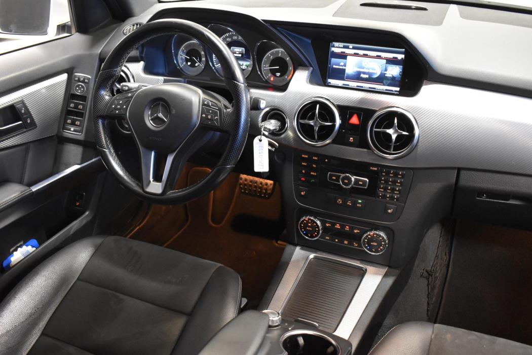MERCEDES-BENZ GLK 2012