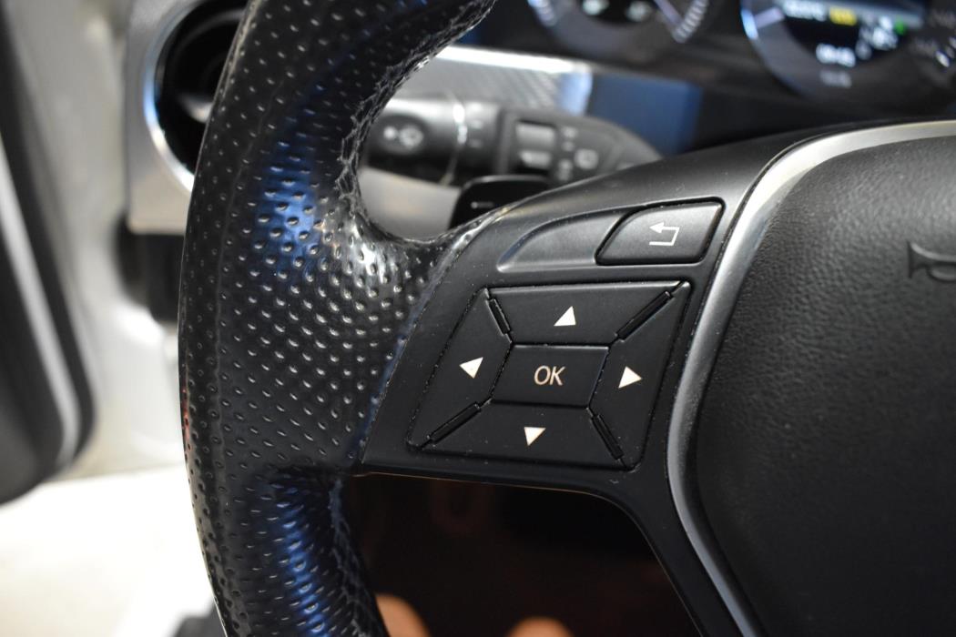 MERCEDES-BENZ GLK 2012