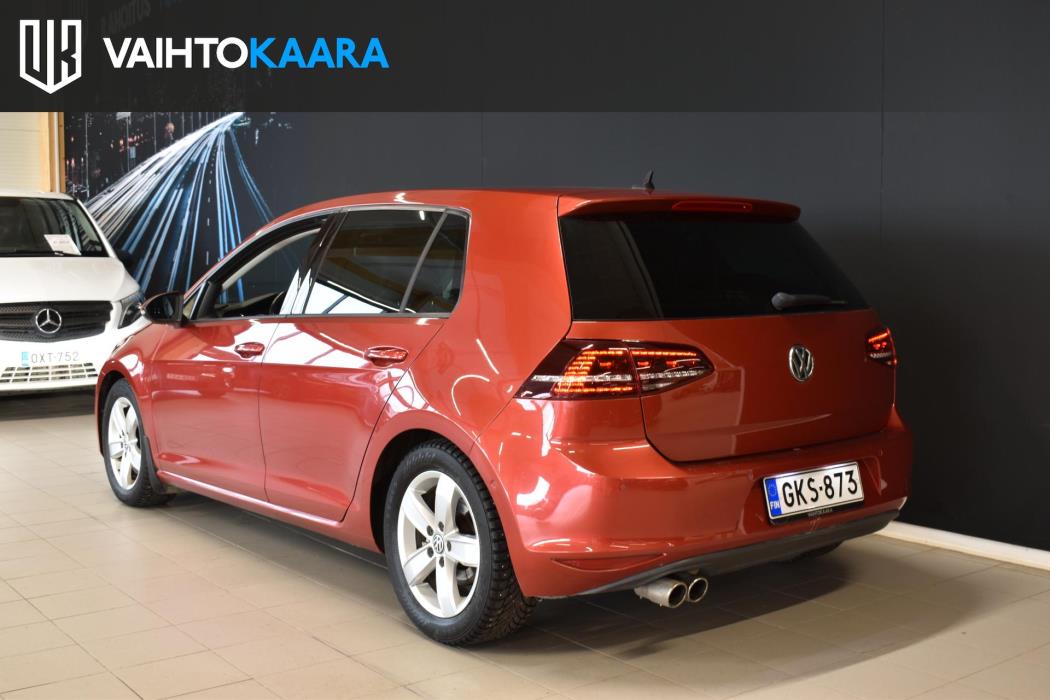 VOLKSWAGEN Golf 2013