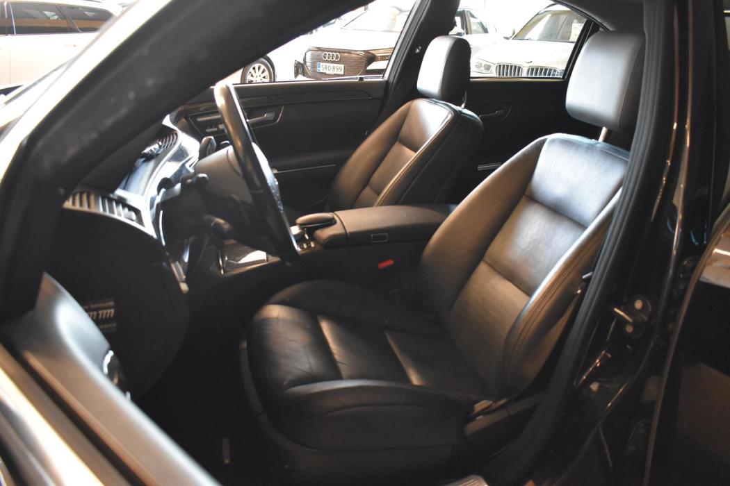 MERCEDES-BENZ S 2010