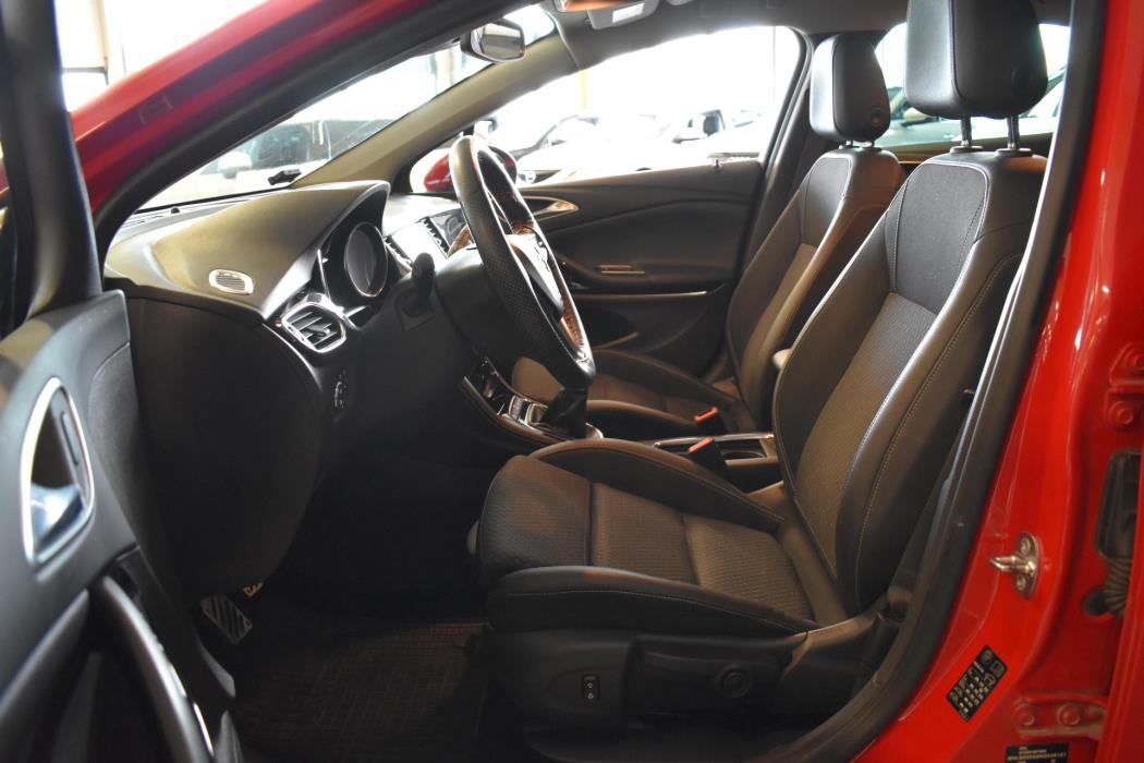 OPEL Astra 2017