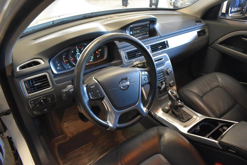 VOLVO XC70 2014