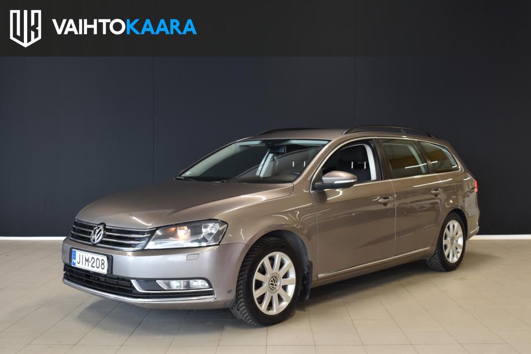 VOLKSWAGEN Passat 2011