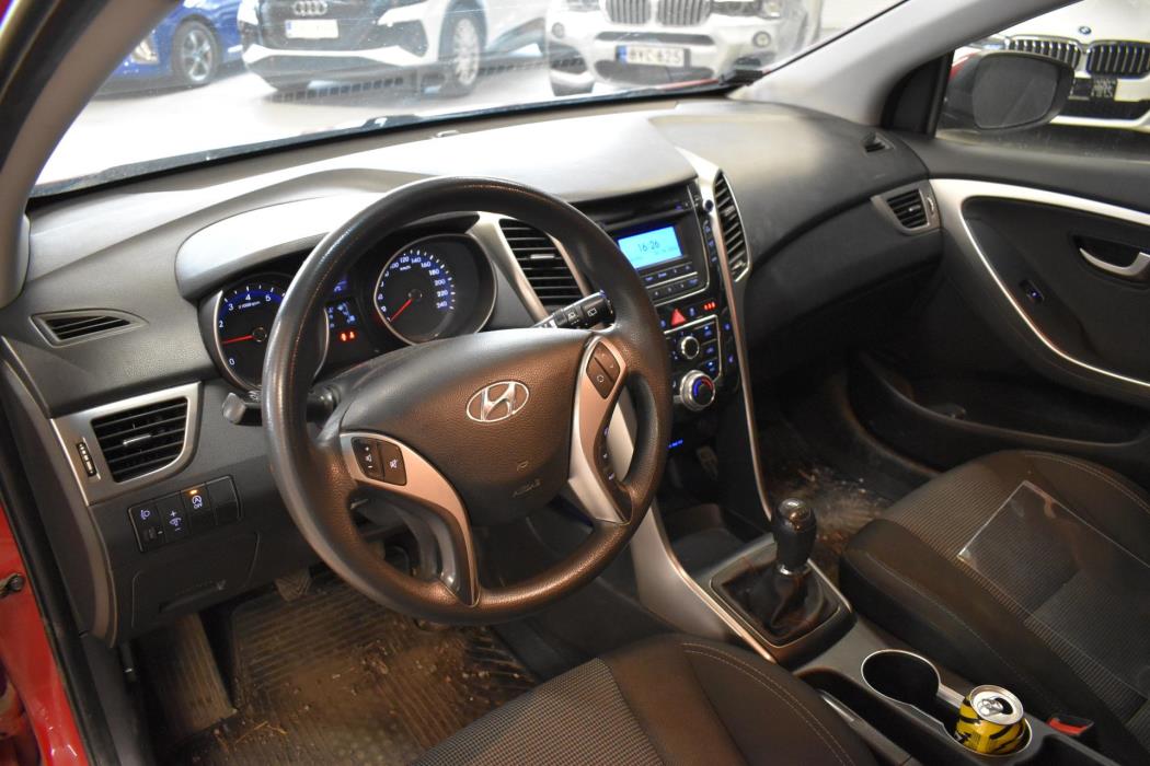 HYUNDAI i30 2013