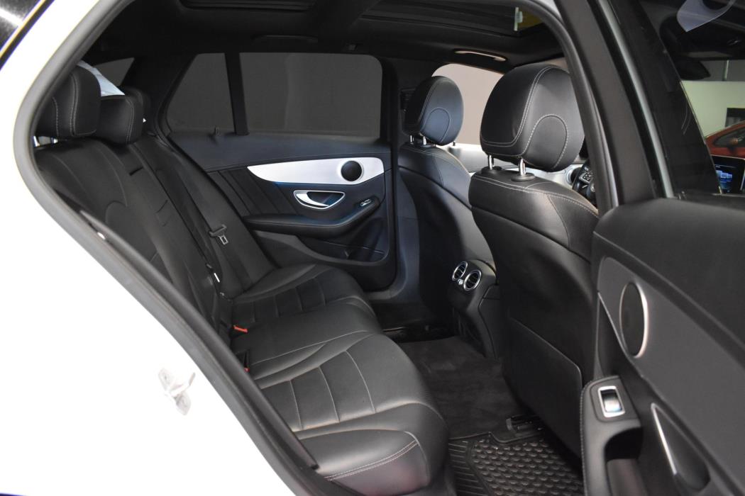 MERCEDES-BENZ C 2015