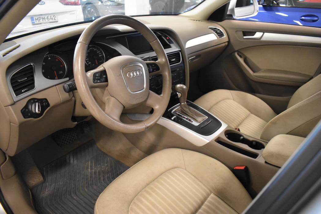 AUDI A4 2008
