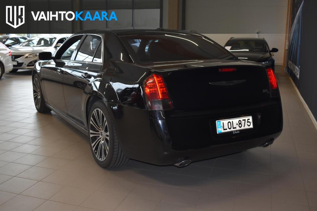 CHRYSLER 300 2012