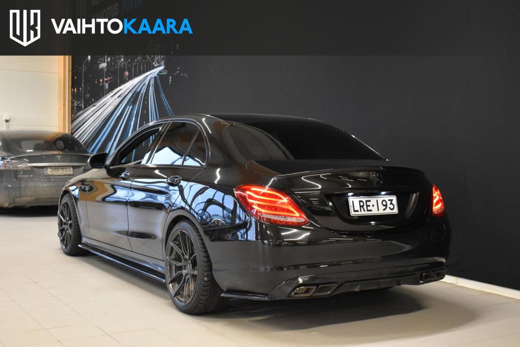 MERCEDES-BENZ C 2015