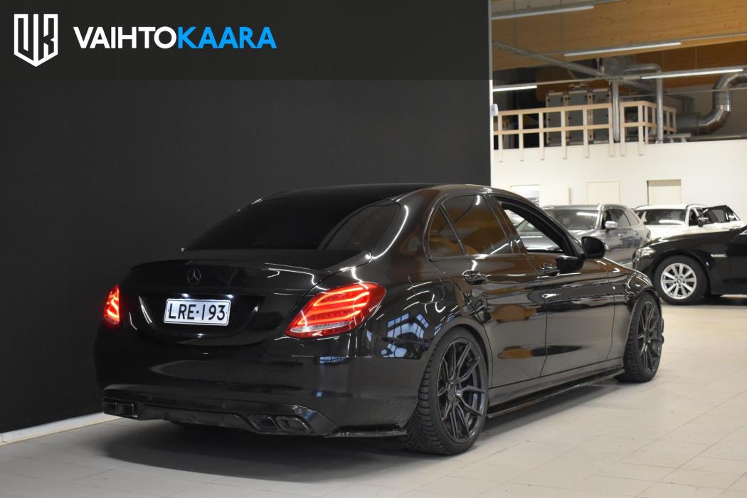 MERCEDES-BENZ C 2015