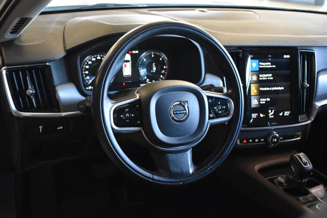 VOLVO V90 2020