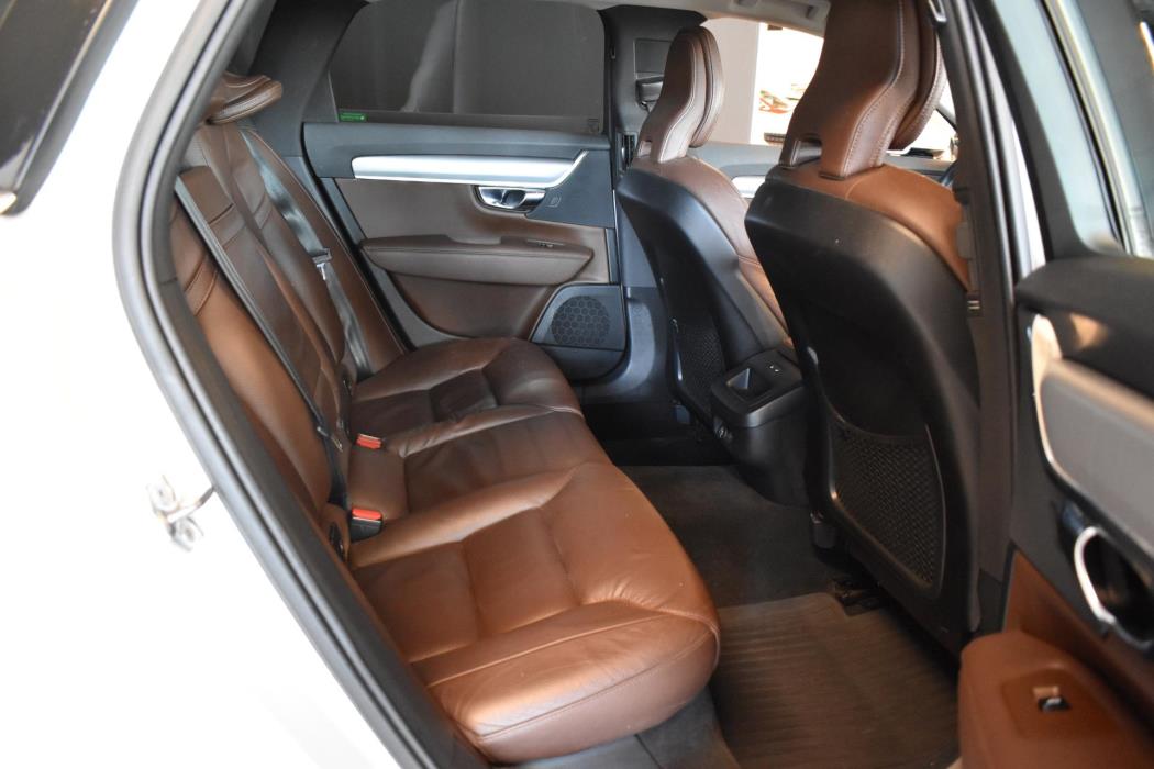 VOLVO V90 2020