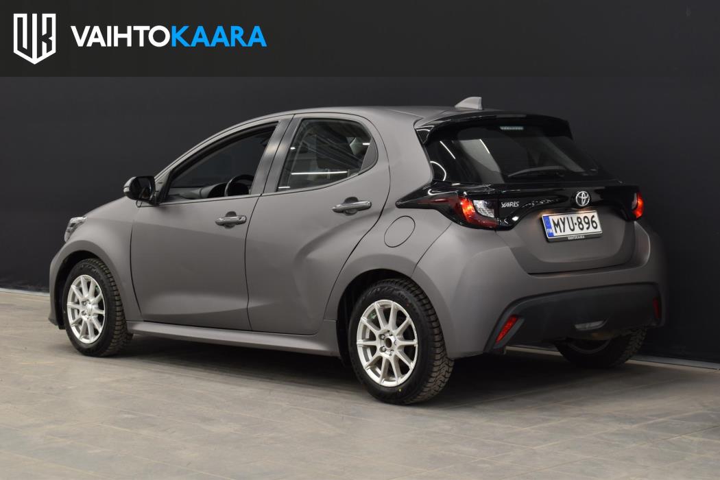 TOYOTA Yaris 2021