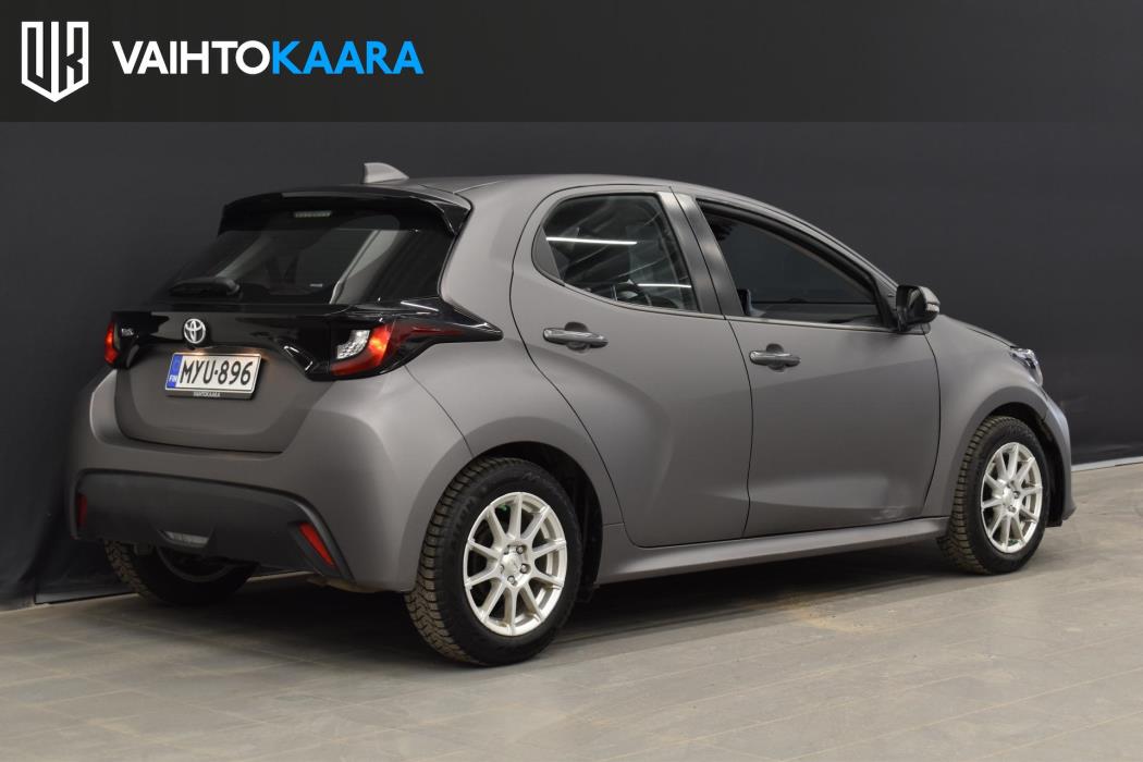 TOYOTA Yaris 2021