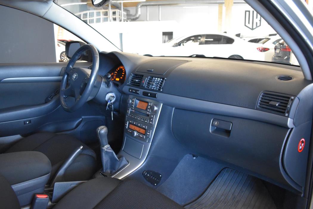 TOYOTA Avensis 2007