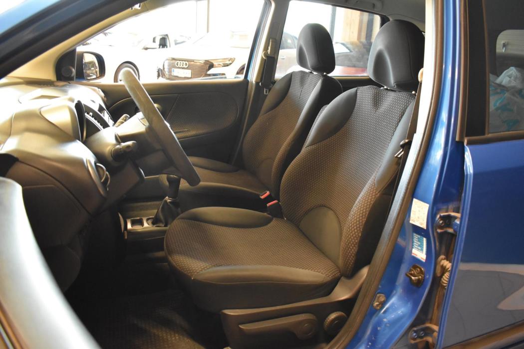 NISSAN Note 2007