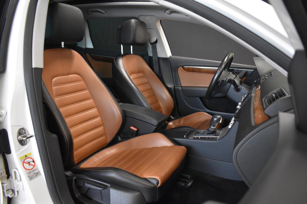 VOLKSWAGEN Passat 2013