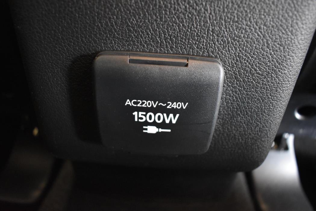 MITSUBISHI Outlander PHEV 2017