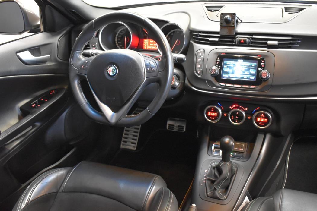 ALFA ROMEO Giulietta 2015