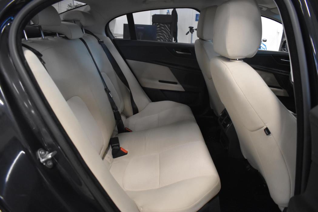 JAGUAR XE 2017