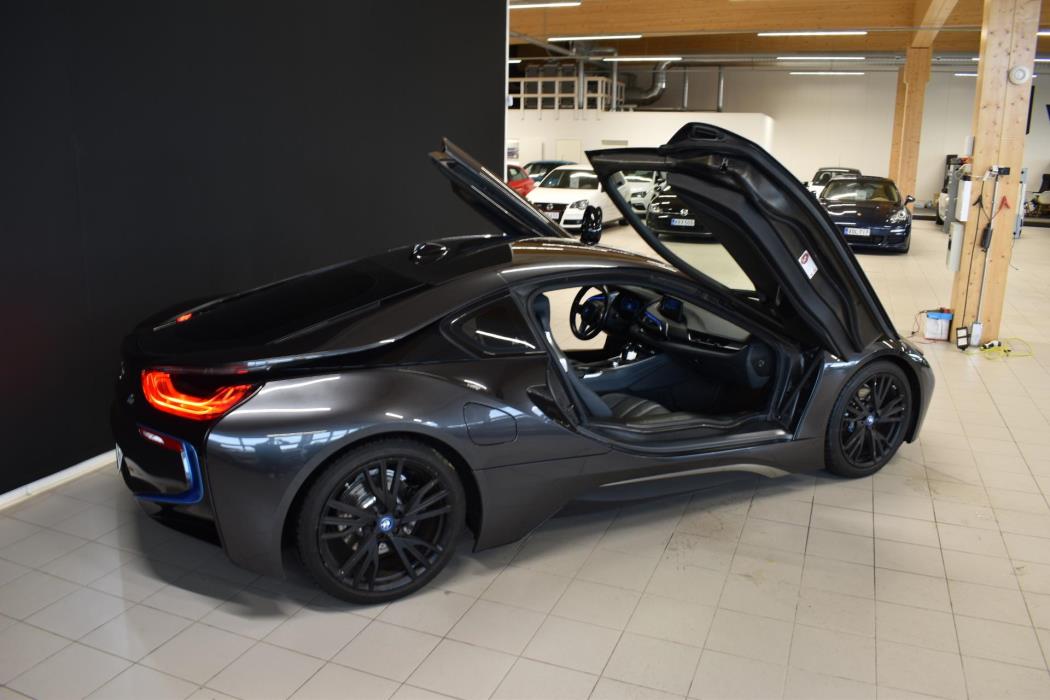 BMW i8 2014