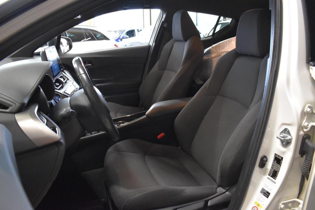 TOYOTA C-HR 2019