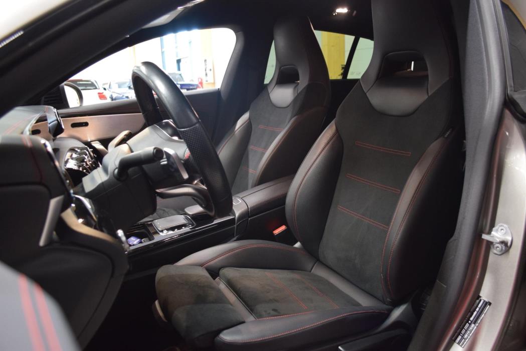 MERCEDES-BENZ CLA 2020
