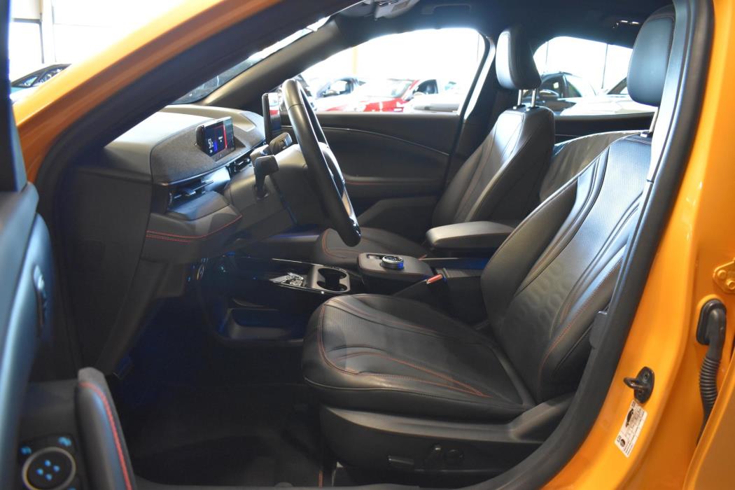 FORD Mustang Mach-E 2024