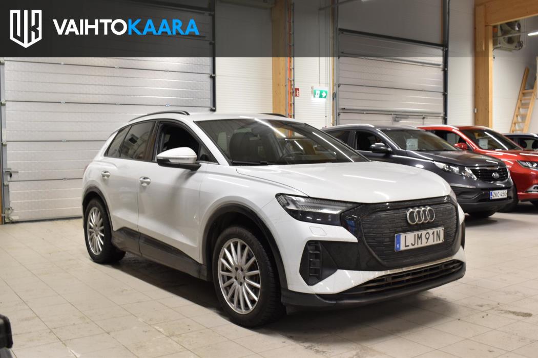 AUDI Q4 e-tron 2024