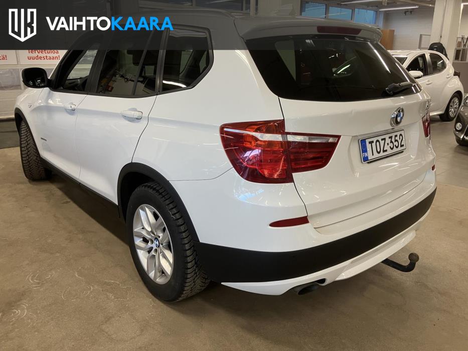 BMW X3 2011