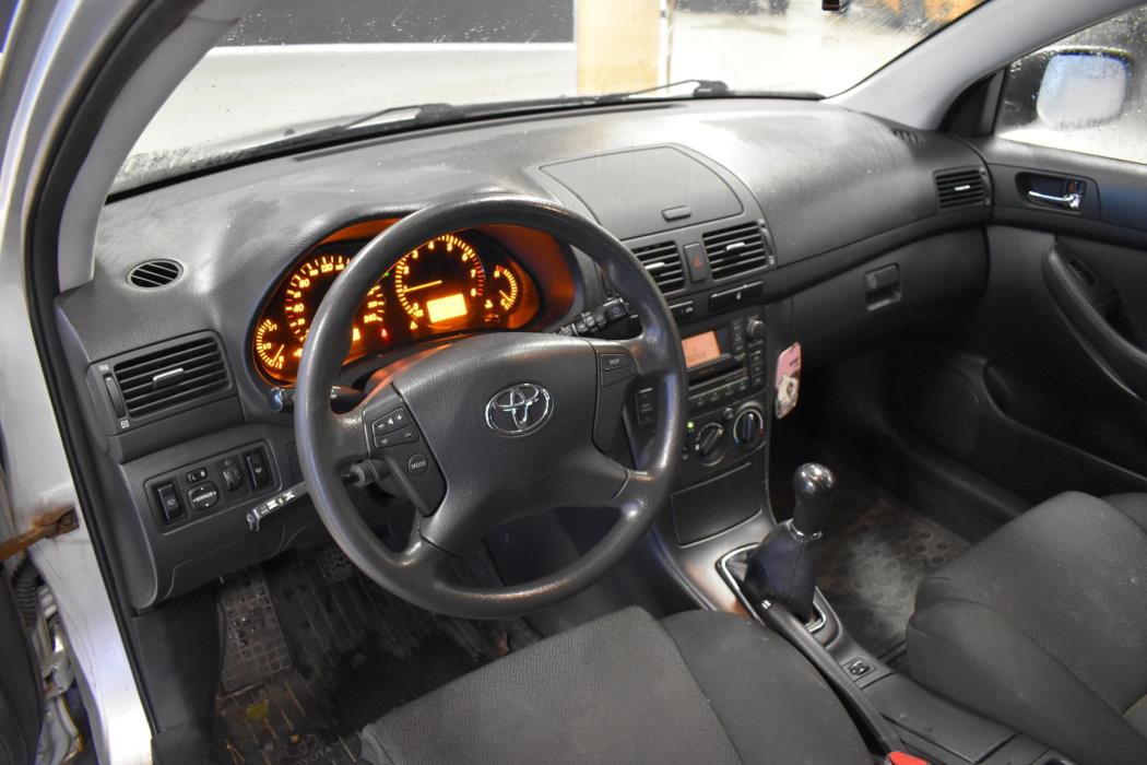 TOYOTA Avensis 2006