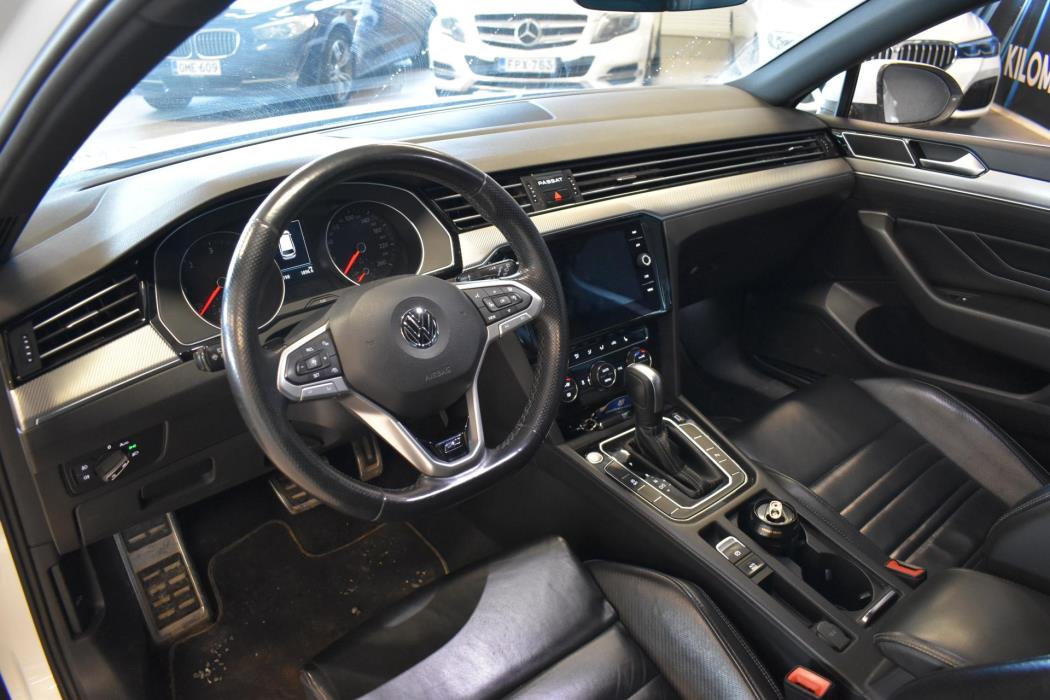 VOLKSWAGEN Passat 2020