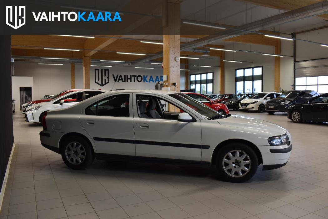 VOLVO S60 2002
