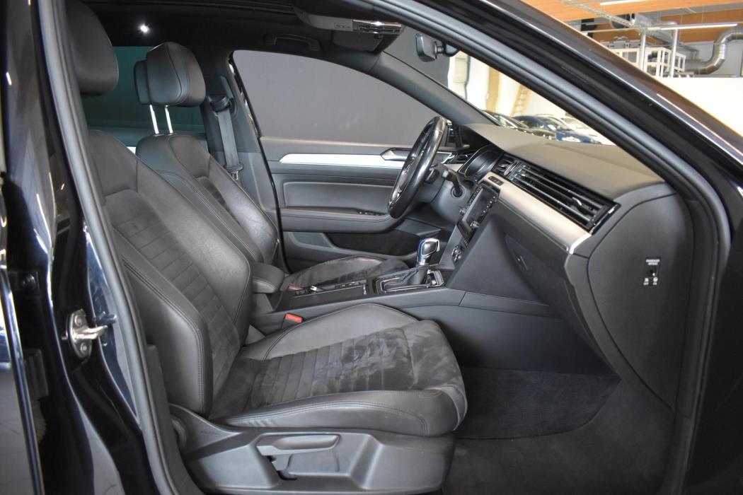 VOLKSWAGEN Passat 2017