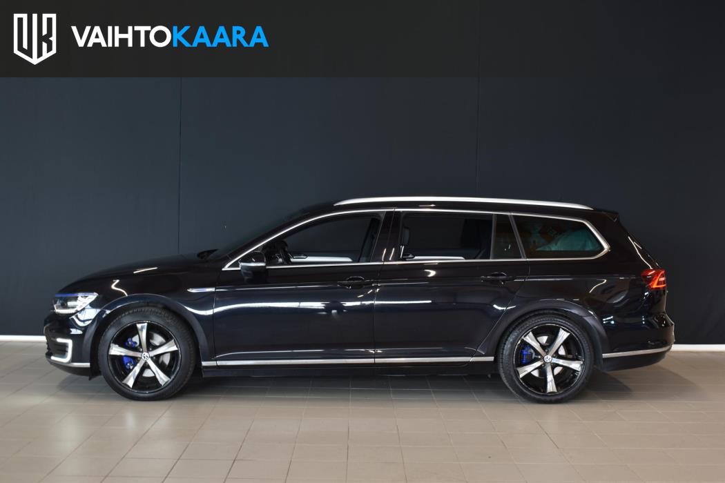 VOLKSWAGEN Passat 2017