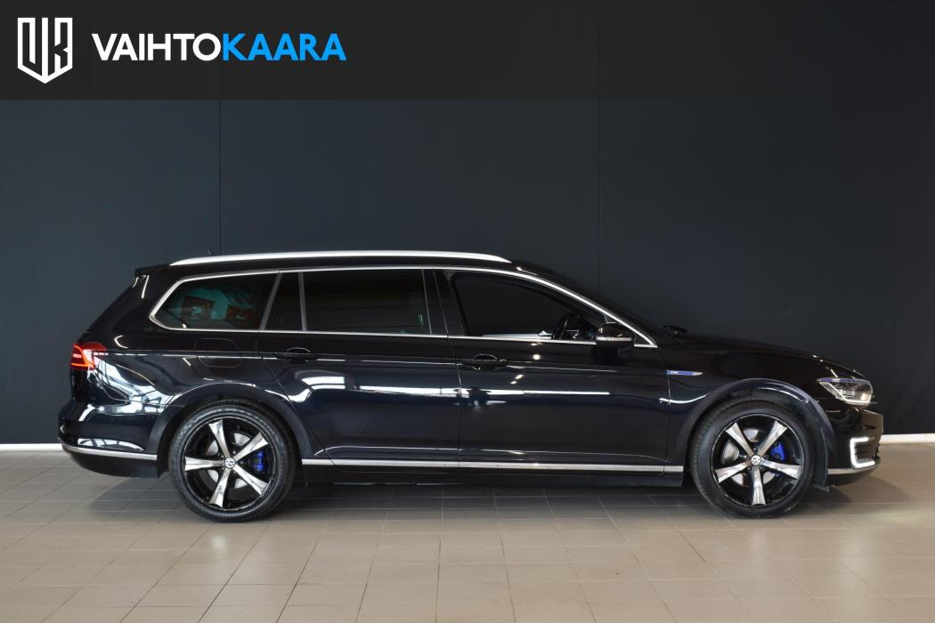 VOLKSWAGEN Passat 2017