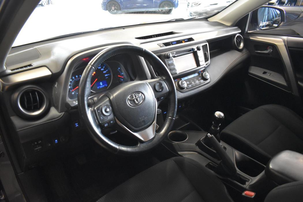 TOYOTA RAV4 2013