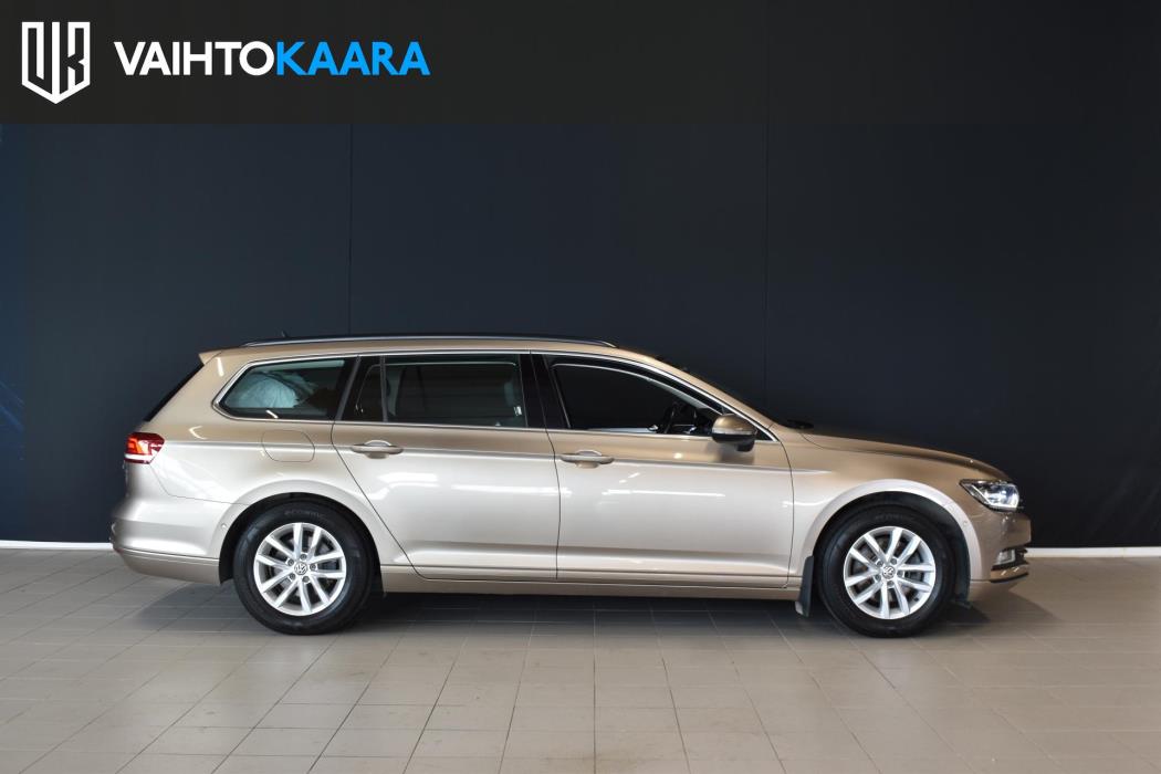 VOLKSWAGEN Passat 2017