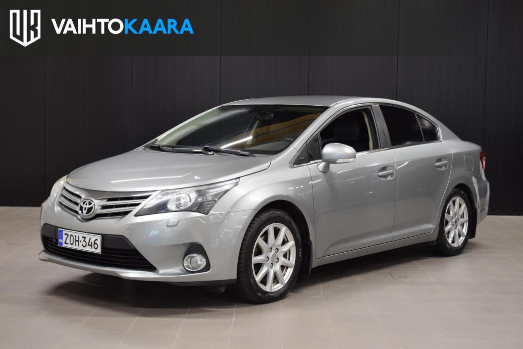 TOYOTA Avensis 2012