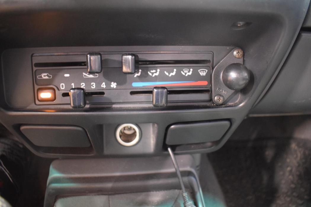 NISSAN NP300 2008