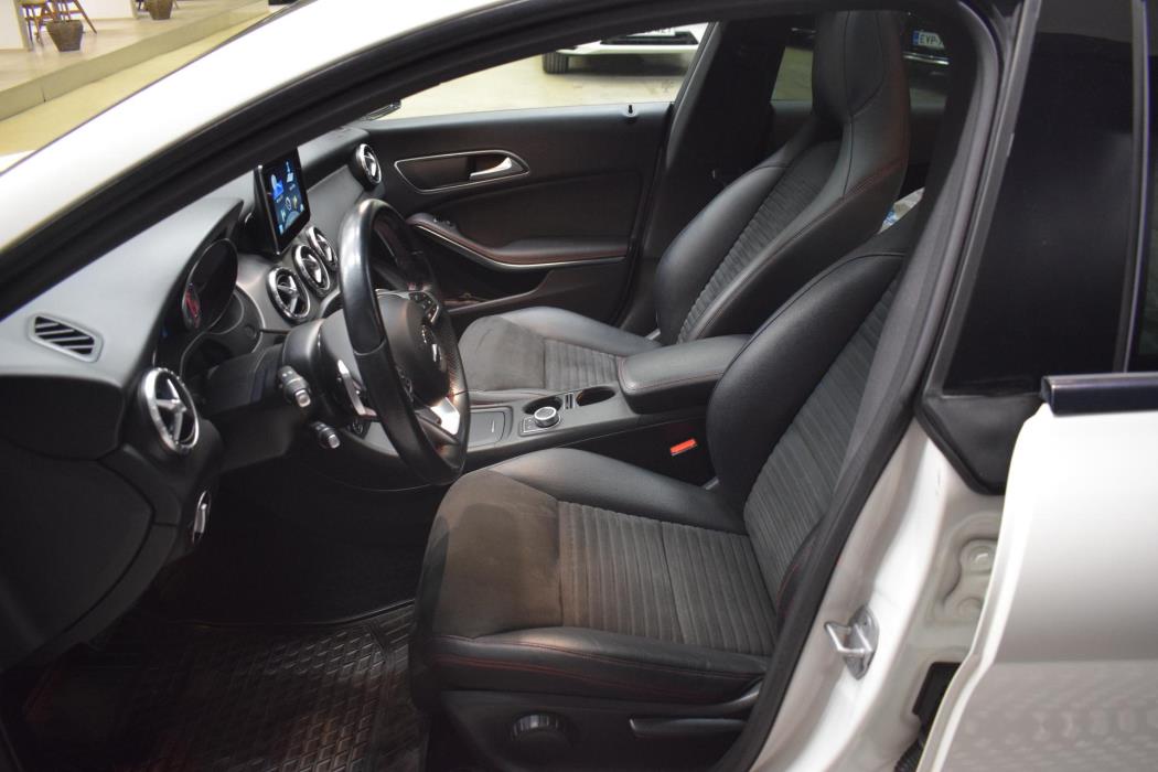 MERCEDES-BENZ CLA 2015