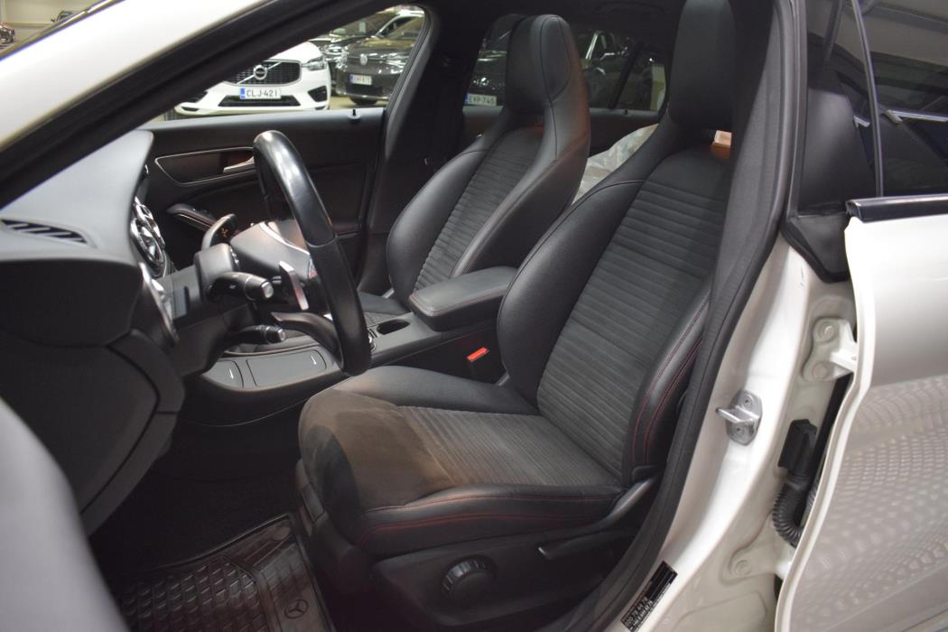 MERCEDES-BENZ CLA 2015