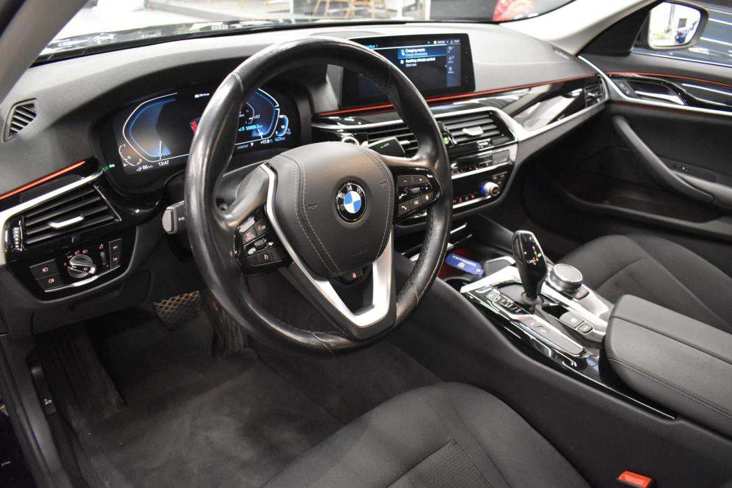 BMW 530 2019